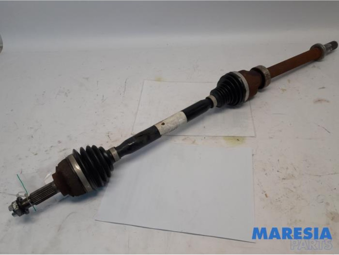 Renault - ZOE - Front drive shaft, right