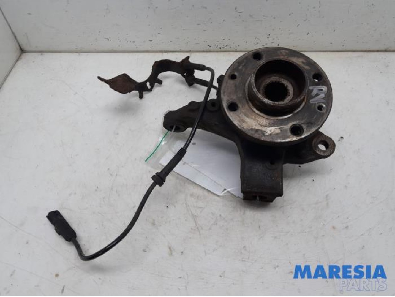 Renault - ZOE - Knuckle, front right