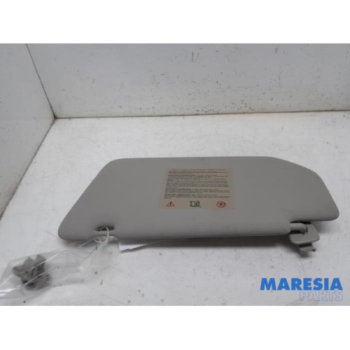 Renault - Grand Scenic - Sun visor