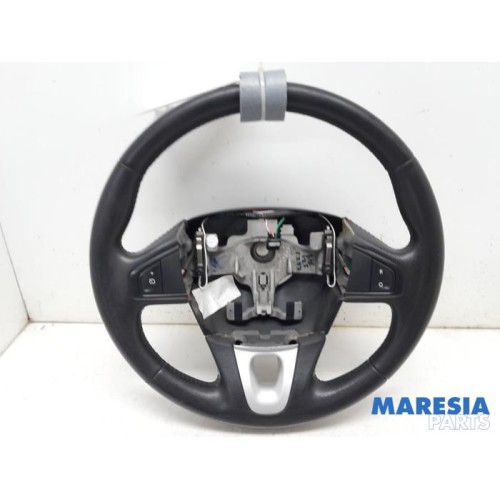 Renault - Grand Scenic - Steering wheel