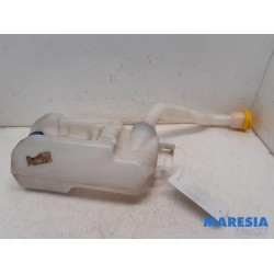 Renault - ZOE - Front windscreen washer reservoir