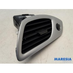 Renault - Grand Scenic - Dashboard vent