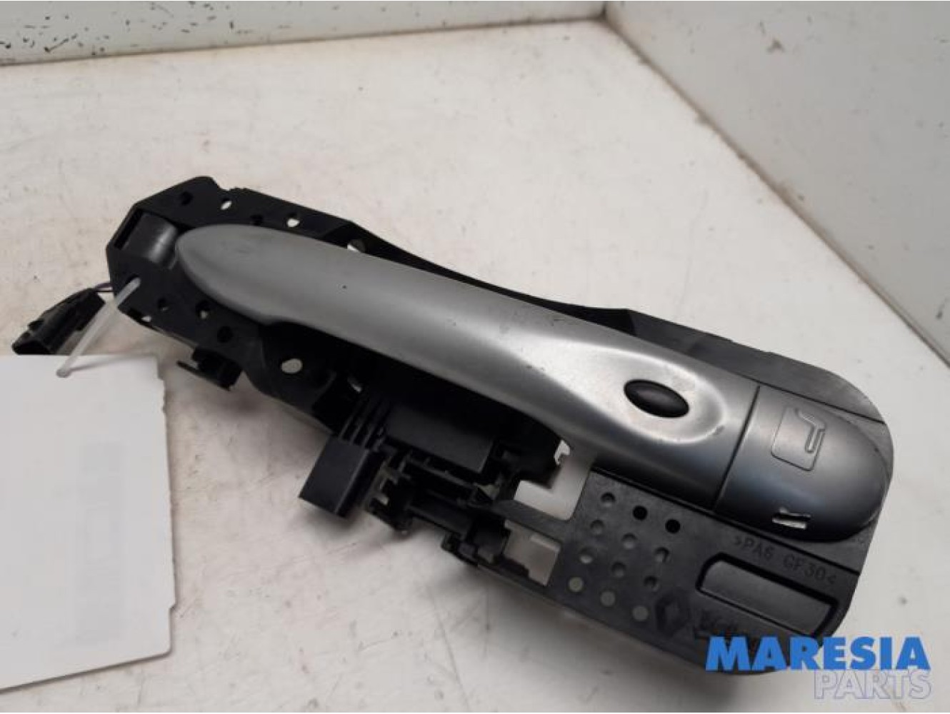 Renault - Grand Scenic - Door handle 4-door, front left