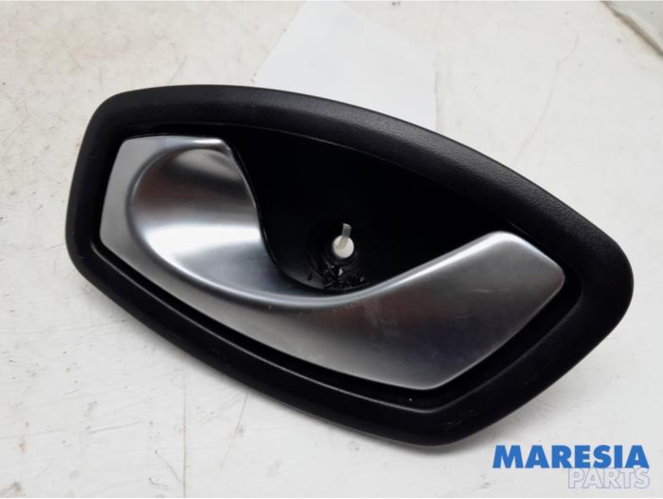 Renault - Grand Scenic - Door handle 4-door, front left