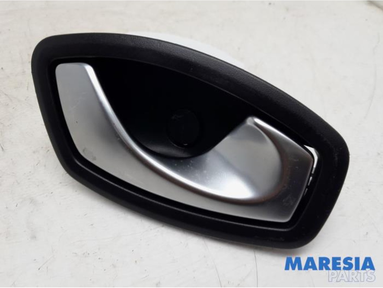 Renault - Grand Scenic - Poignée portière 4portes arrière droite