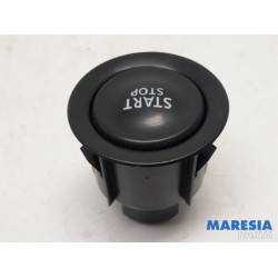 Renault - Grand Scenic - Start/stop switch