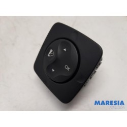 Renault - Grand Scenic - On-board computer controller