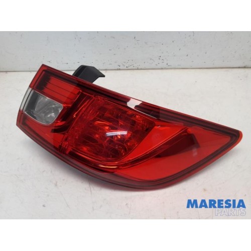 Renault - Clio - Taillight, right