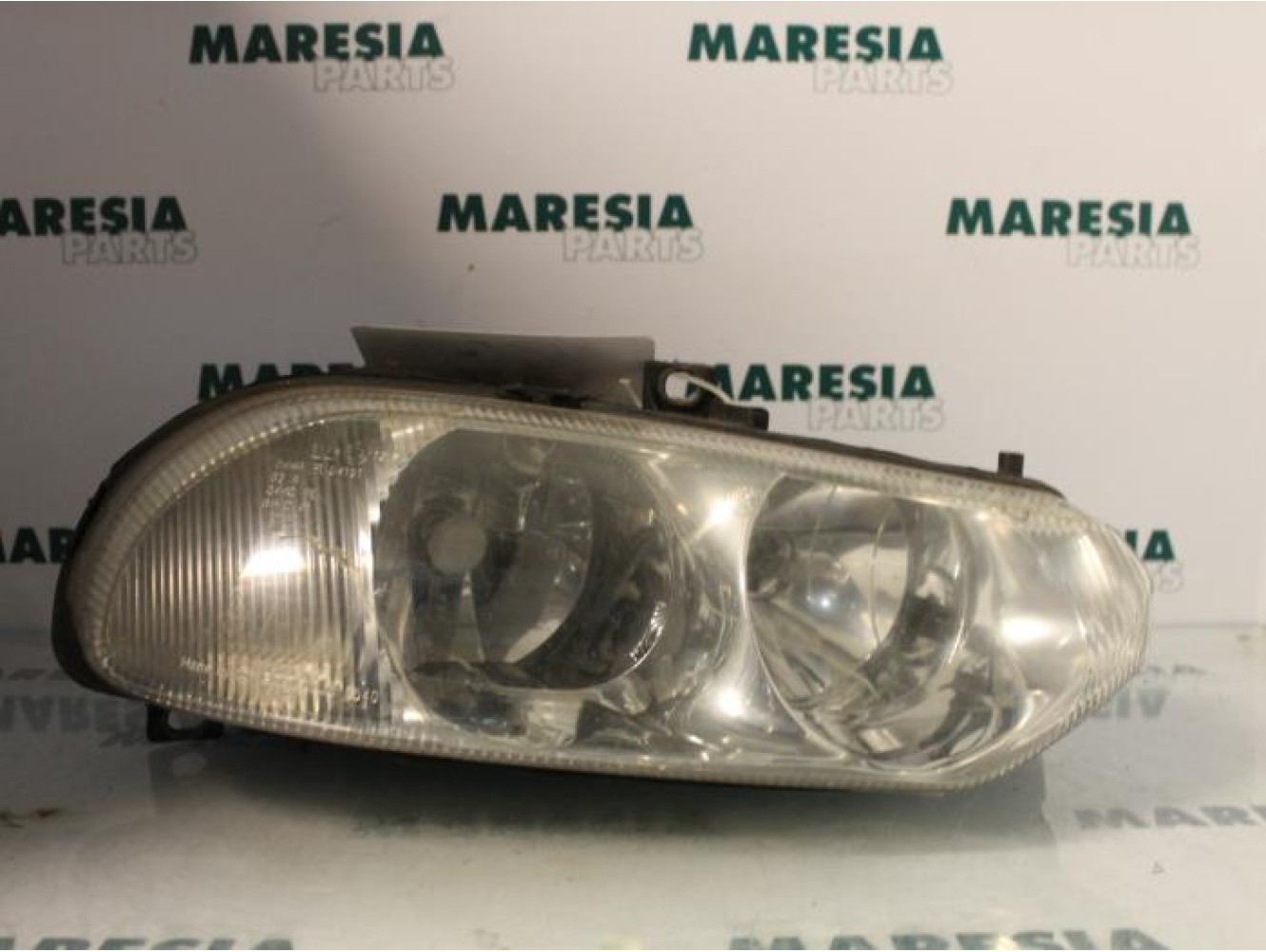 Alfa Romeo - 156 - Phare droit
