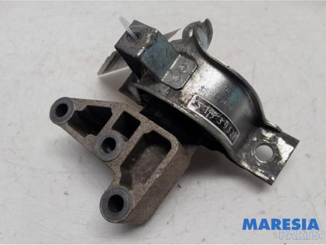 Fiat - Panda - Engine mount