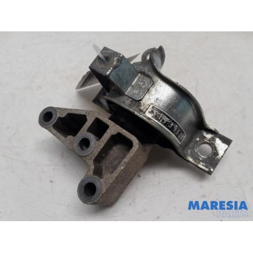 Fiat - Panda - Engine mount