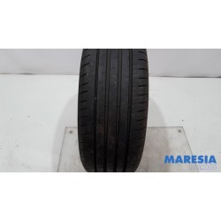 Peugeot - 5008 - Tyre