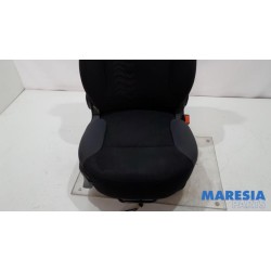 Fiat - Panda - Seat, right
