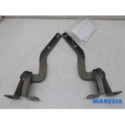 Fiat - Panda - Bonnet Hinge
