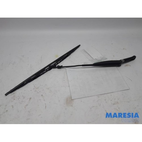 Fiat - Panda - Front wiper arm