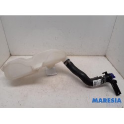 Fiat - Panda - Front windscreen washer reservoir
