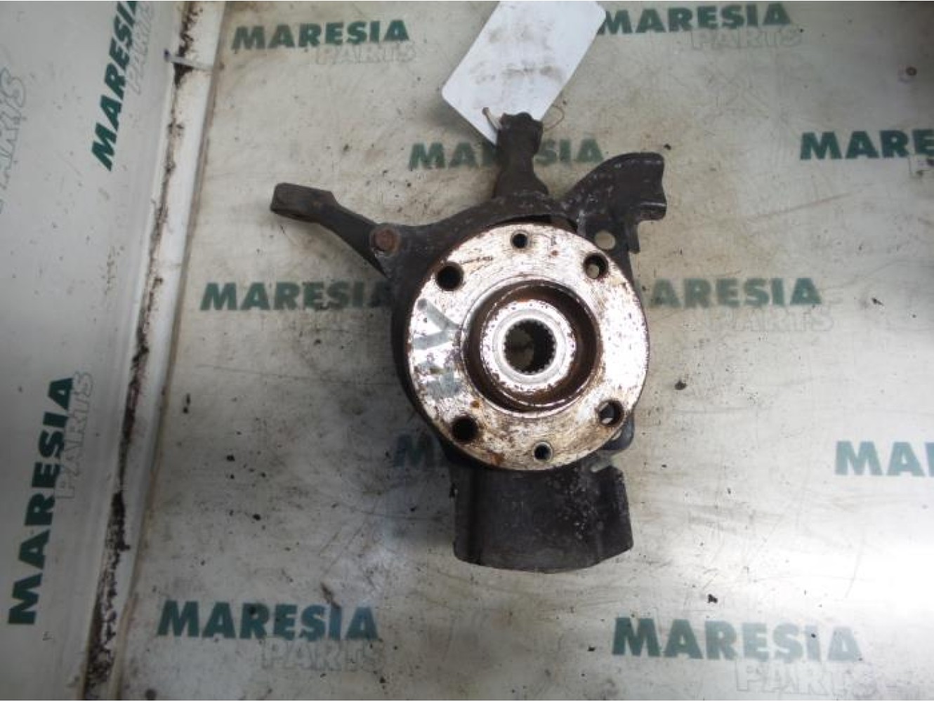 Fiat - Seicento - Knuckle, front right