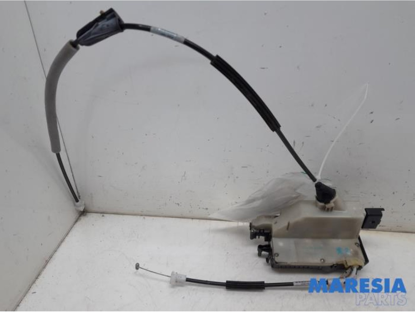 Peugeot - 208 - Door lock mechanism 2-door, right