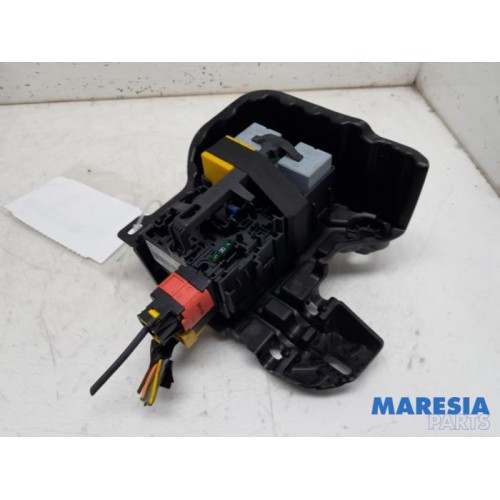 Peugeot - 208 - Fuse box