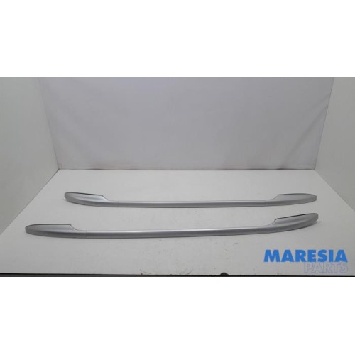 Renault - Megane - Kit rails de toit