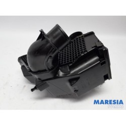 Renault - Clio - Air box