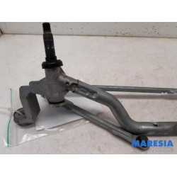 Renault - Clio - Wiper mechanism