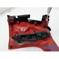 Peugeot - 5008 - Taillight, left
