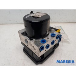 Renault - Megane - ABS pump