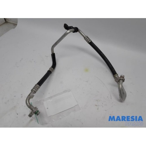Renault - Megane - Air conditioning line