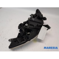 Peugeot - 107 - Scheinwerfer links