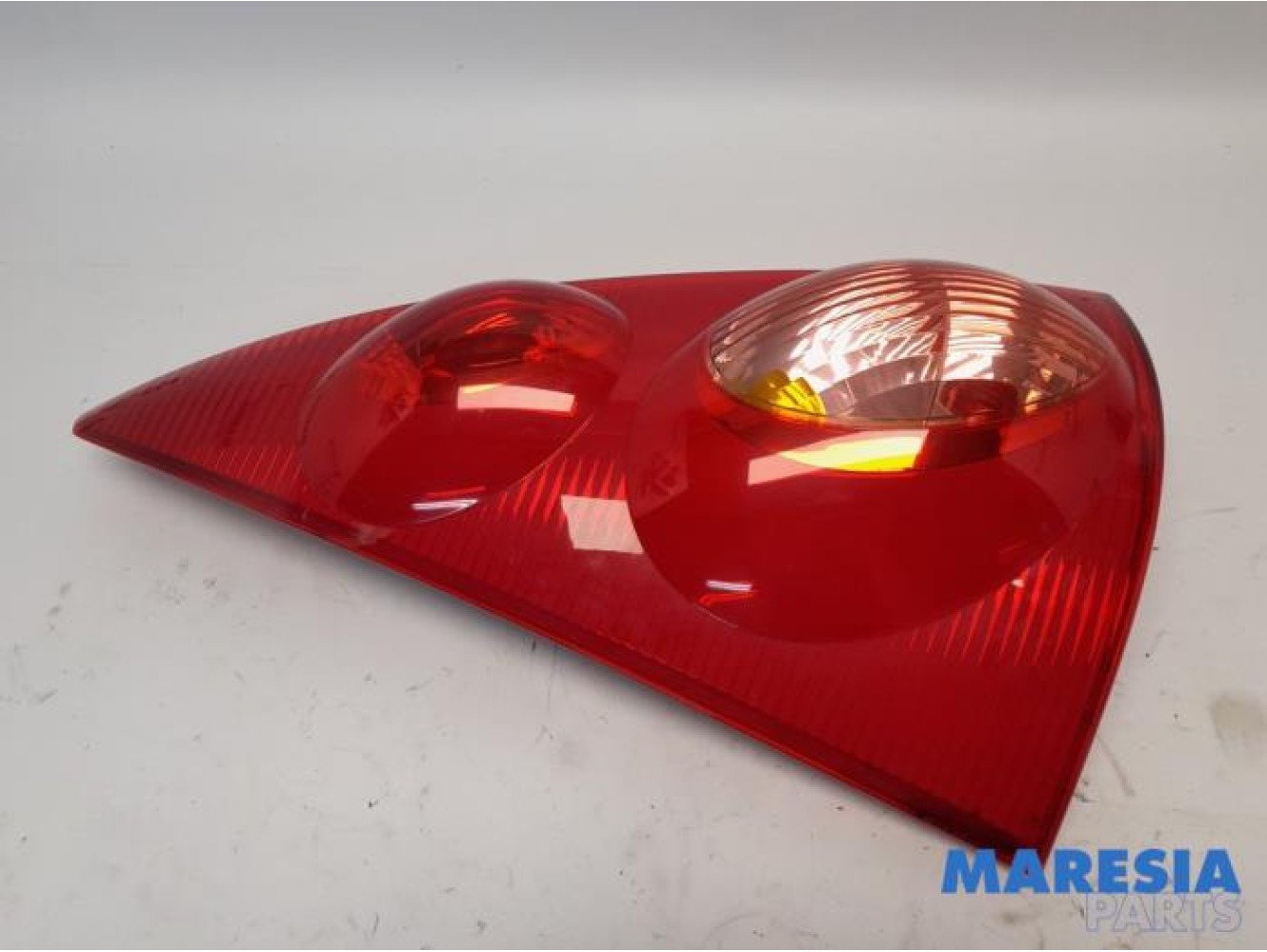 Peugeot - 107 - Achterlicht links