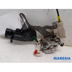 Peugeot - 107 - Deurslot Mechaniek 2Deurs links