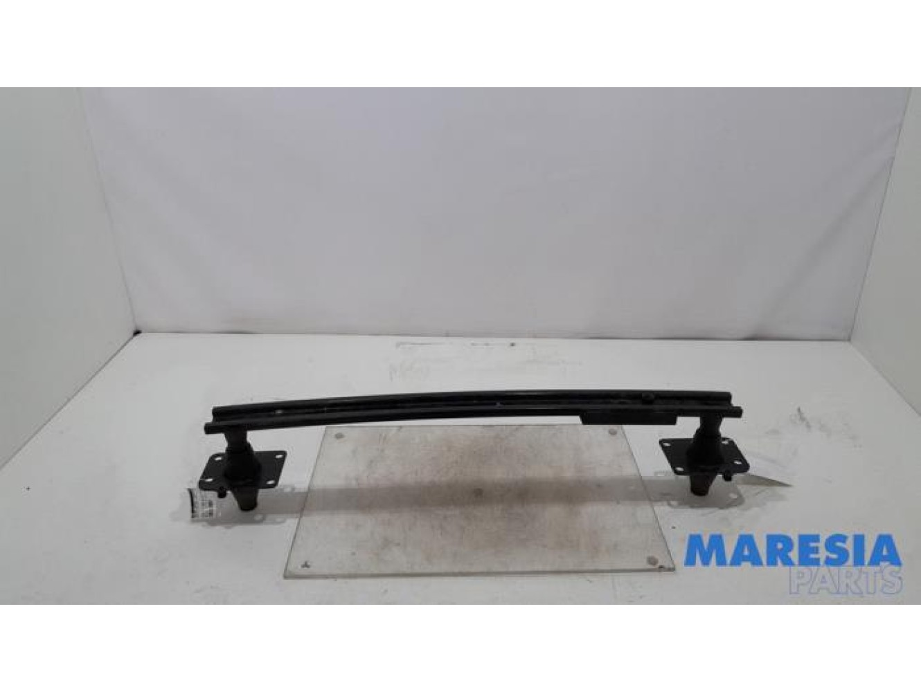 Peugeot - 5008 - Front bumper frame