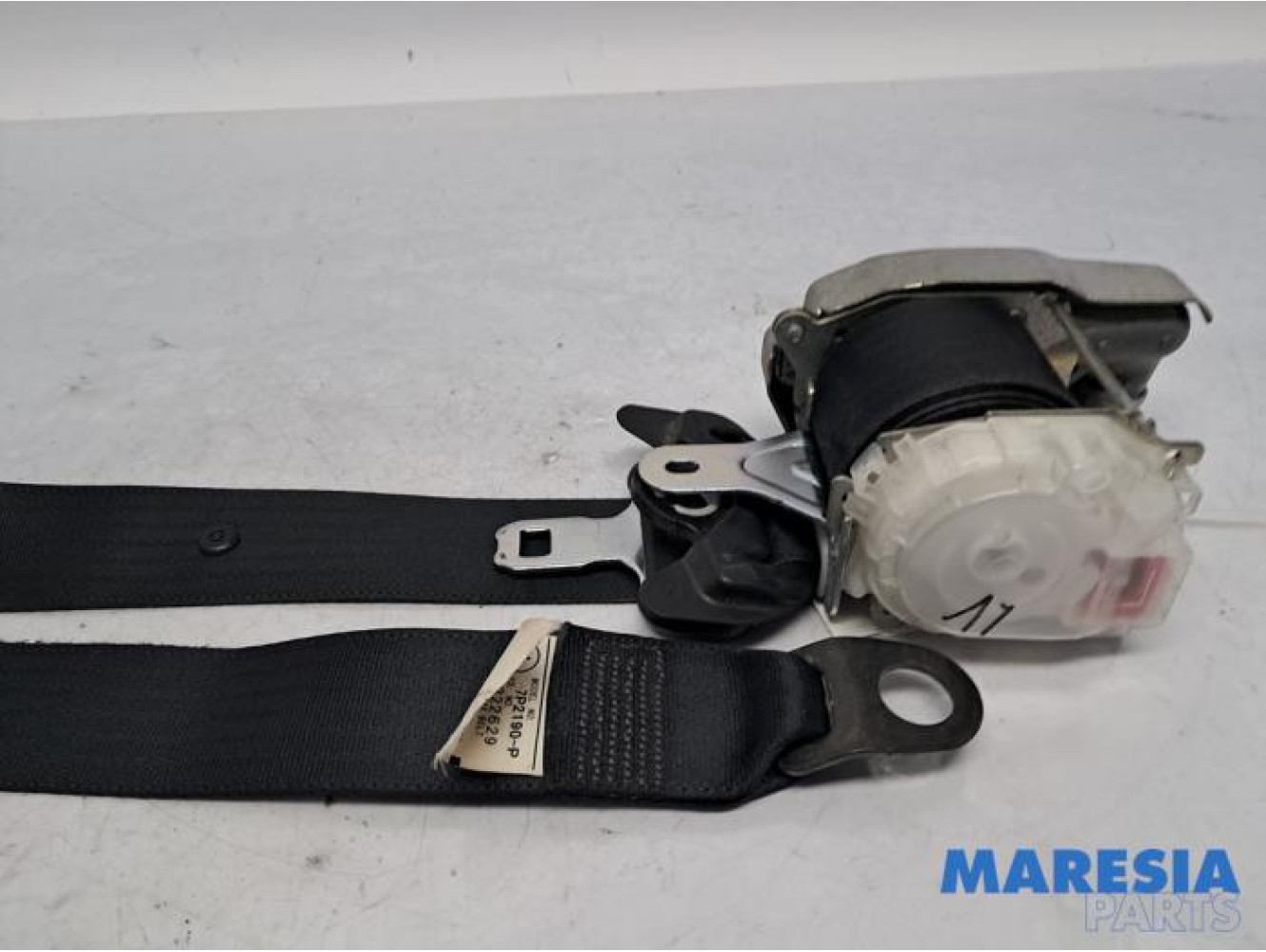 Peugeot - 107 - Front seatbelt, left