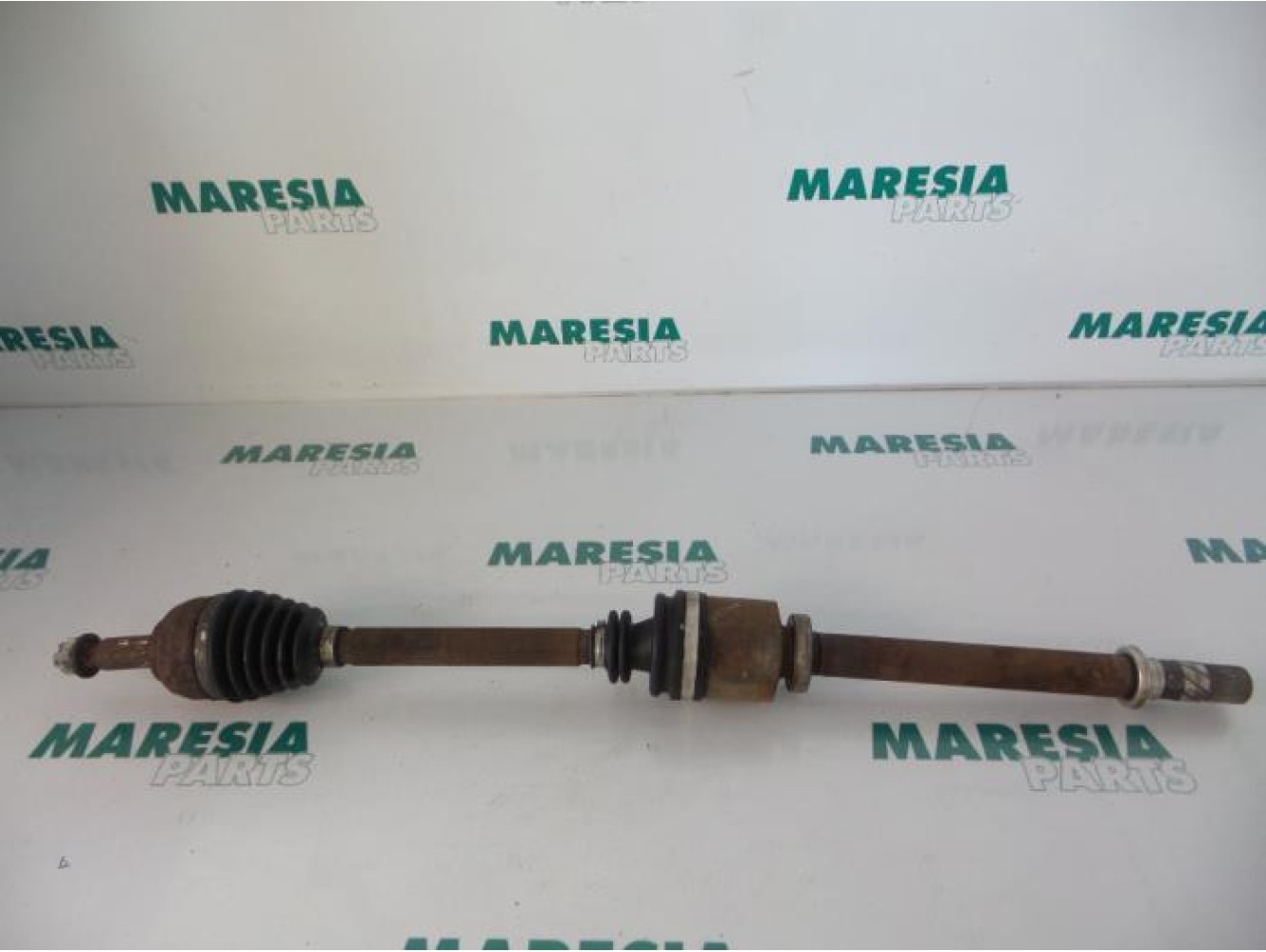 Renault - Megane Scenic - Aandrijfas rechts-voor