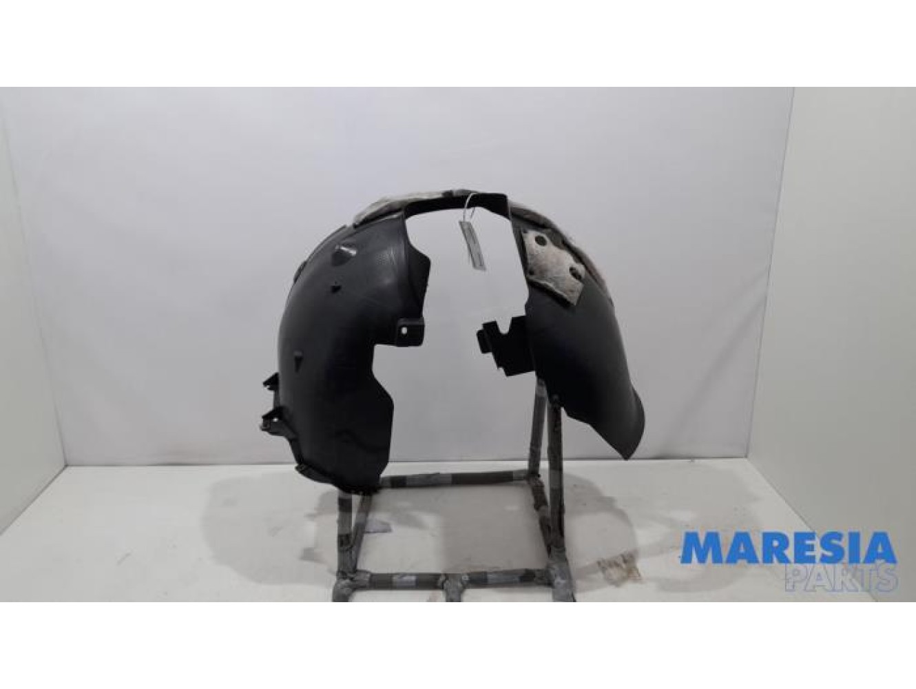 Peugeot - 5008 - Wheel arch liner