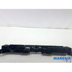 Renault - Clio - Lock plate