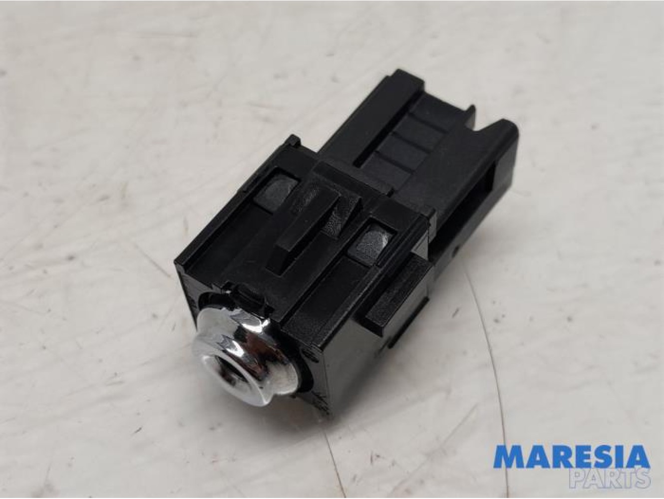 Citroen - C4 Cactus - AUX / USB connection