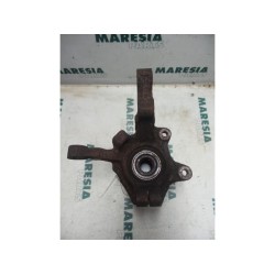 Renault - Kangoo - Fusee links-voor