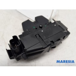 Citroen - C4 Cactus - Tailgate lock mechanism