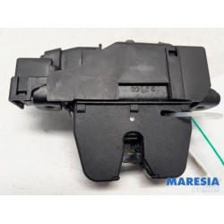 Citroen - C4 Cactus - Tailgate lock mechanism