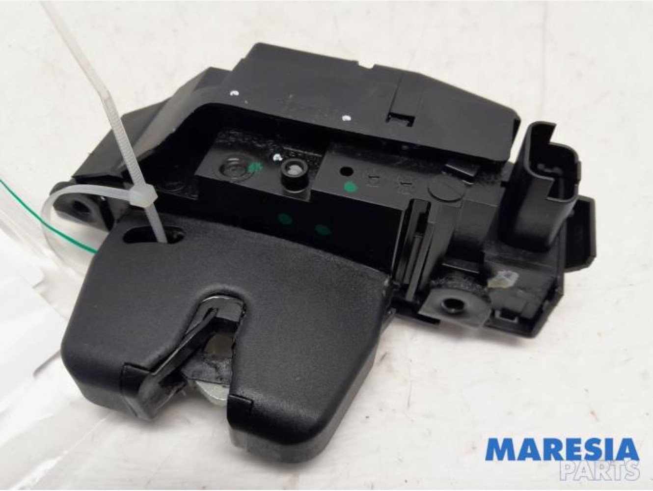 Citroen - C4 Cactus - Tailgate lock mechanism