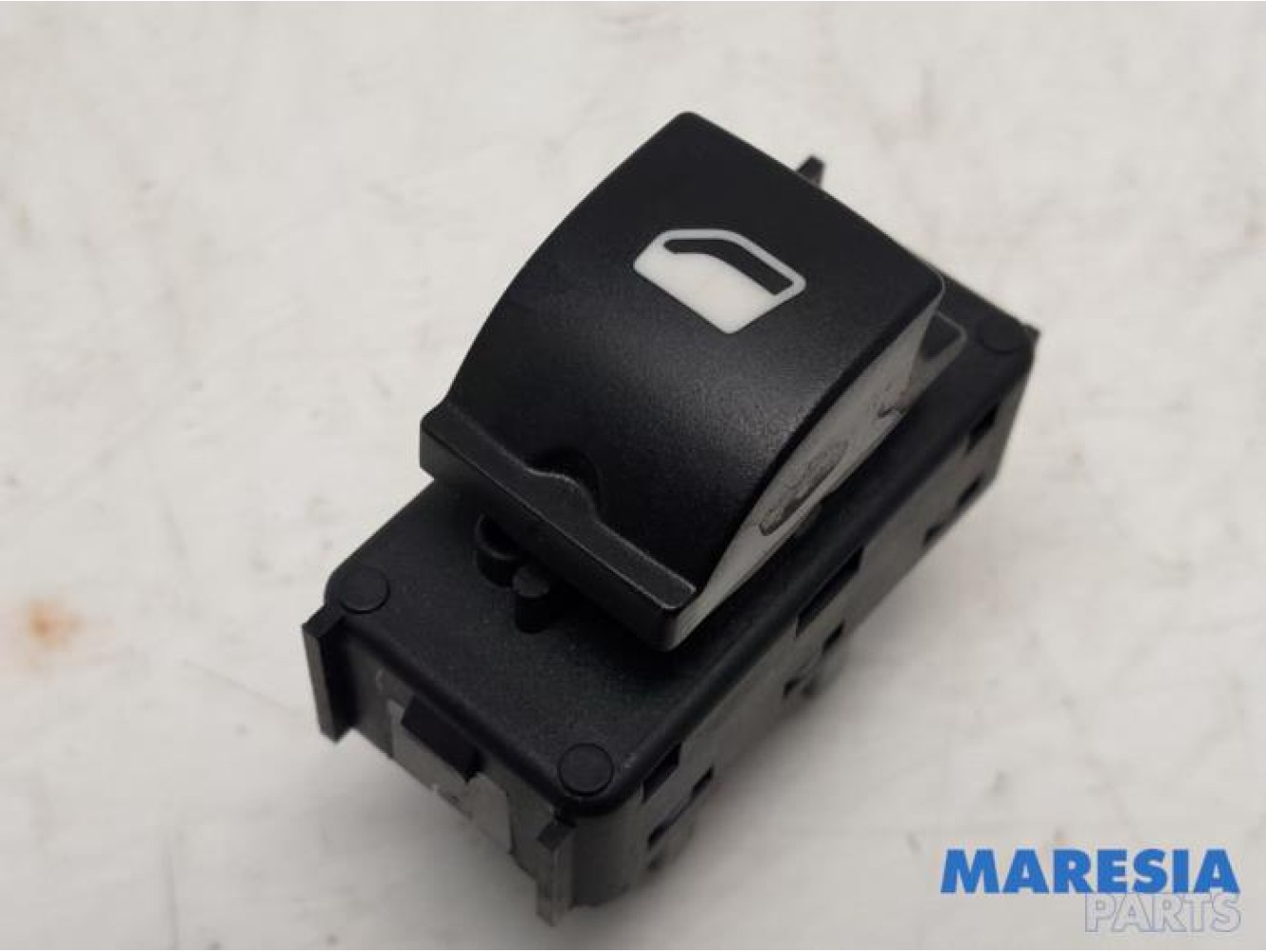Citroen - C4 Cactus - Electric window switch