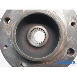 Peugeot - 208 - Knuckle, front right