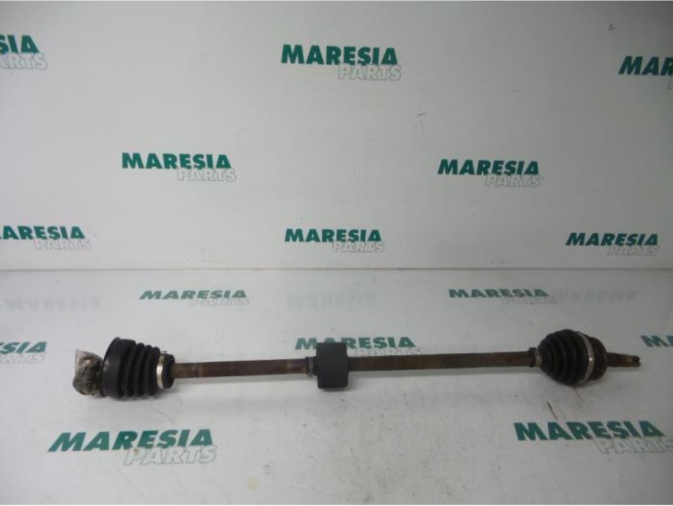 Lancia - Delta - Front drive shaft, right