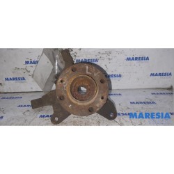 Renault - Megane - Achsschenkel links vorne