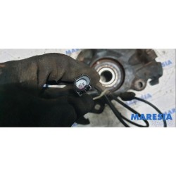 Fiat - Stilo - Knuckle, front right