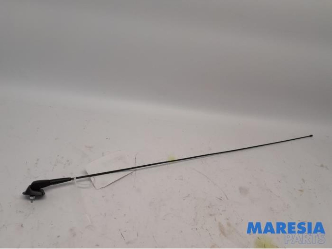 Peugeot - 107 - Antenna