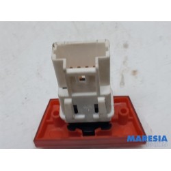 Peugeot - 107 - Commutateur éclairage d'urgence