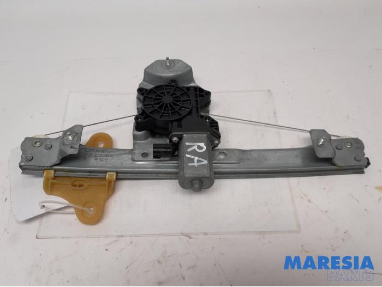 Renault - Clio - Rear door window mechanism 4-door, right